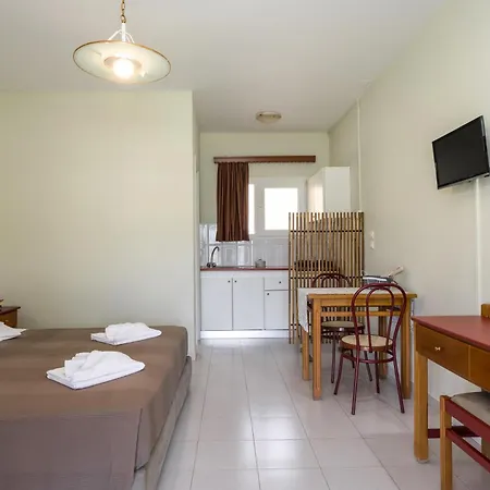 Rania - Rania & 3* لاسي