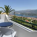 Rania - Rania & Apart-hotel Lassi (Kefalonia)