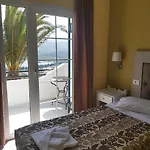 Rania - Rania & 3* Lassi (Kefalonia)